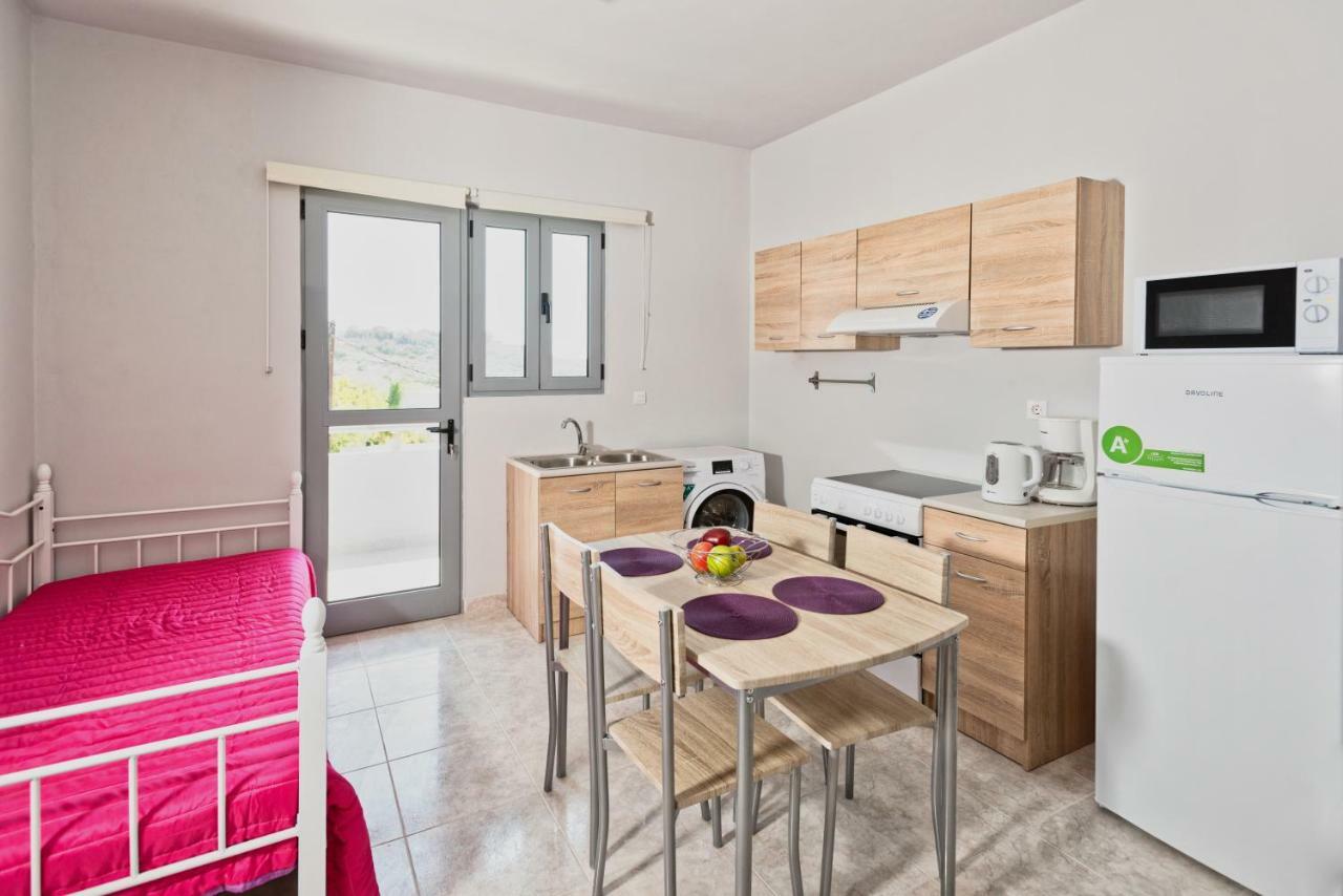 Paulsia Apartments Psinthos Exteriér fotografie