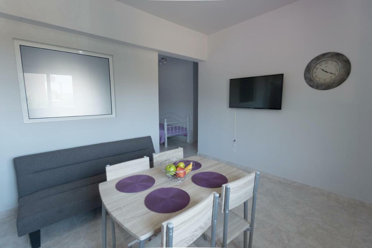 Paulsia Apartments Psinthos Exteriér fotografie